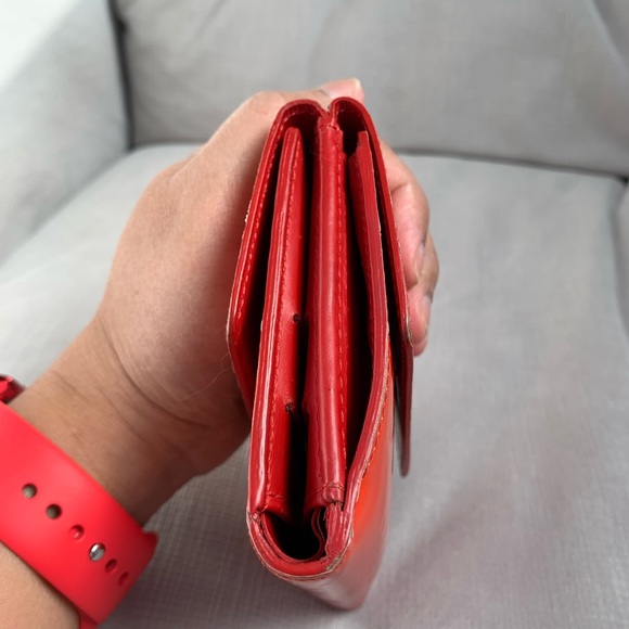 Authentic Louis Vuitton Vernis Wallet - Picture 11 of 15